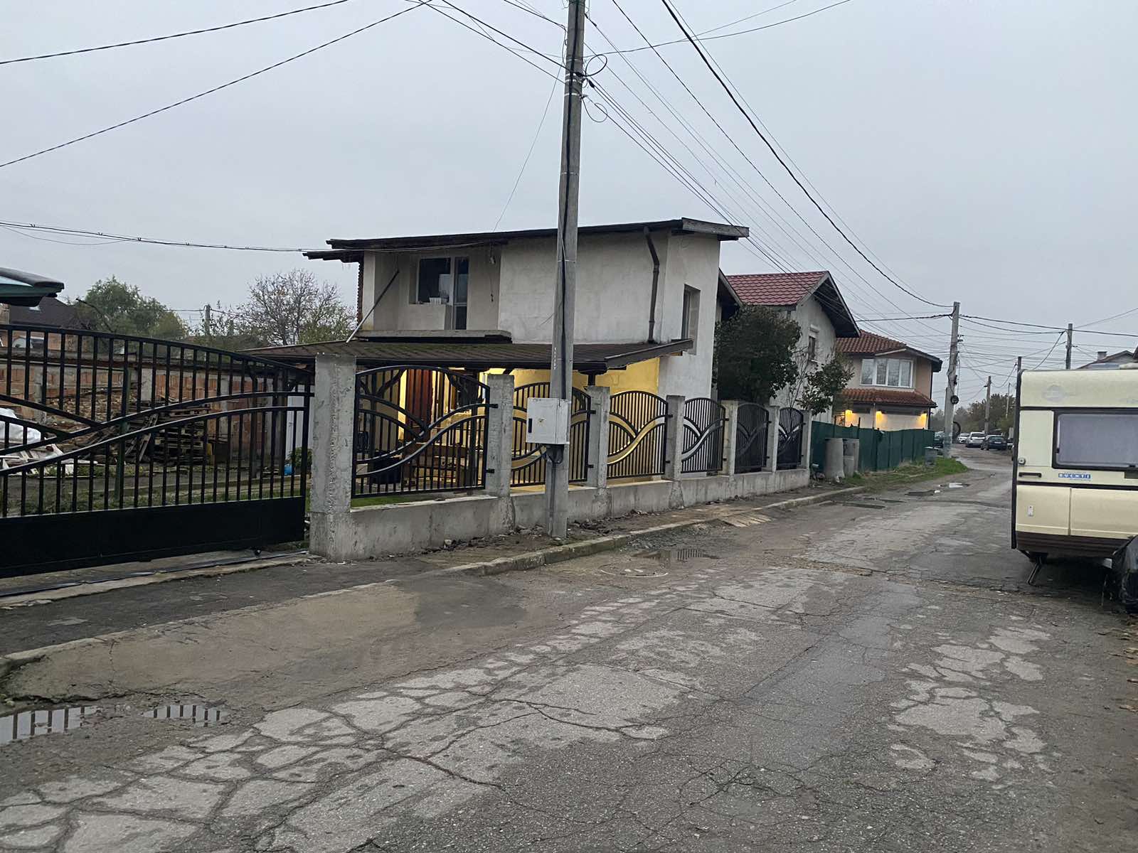 Метална Ограда - Враждебна - Изображение 5