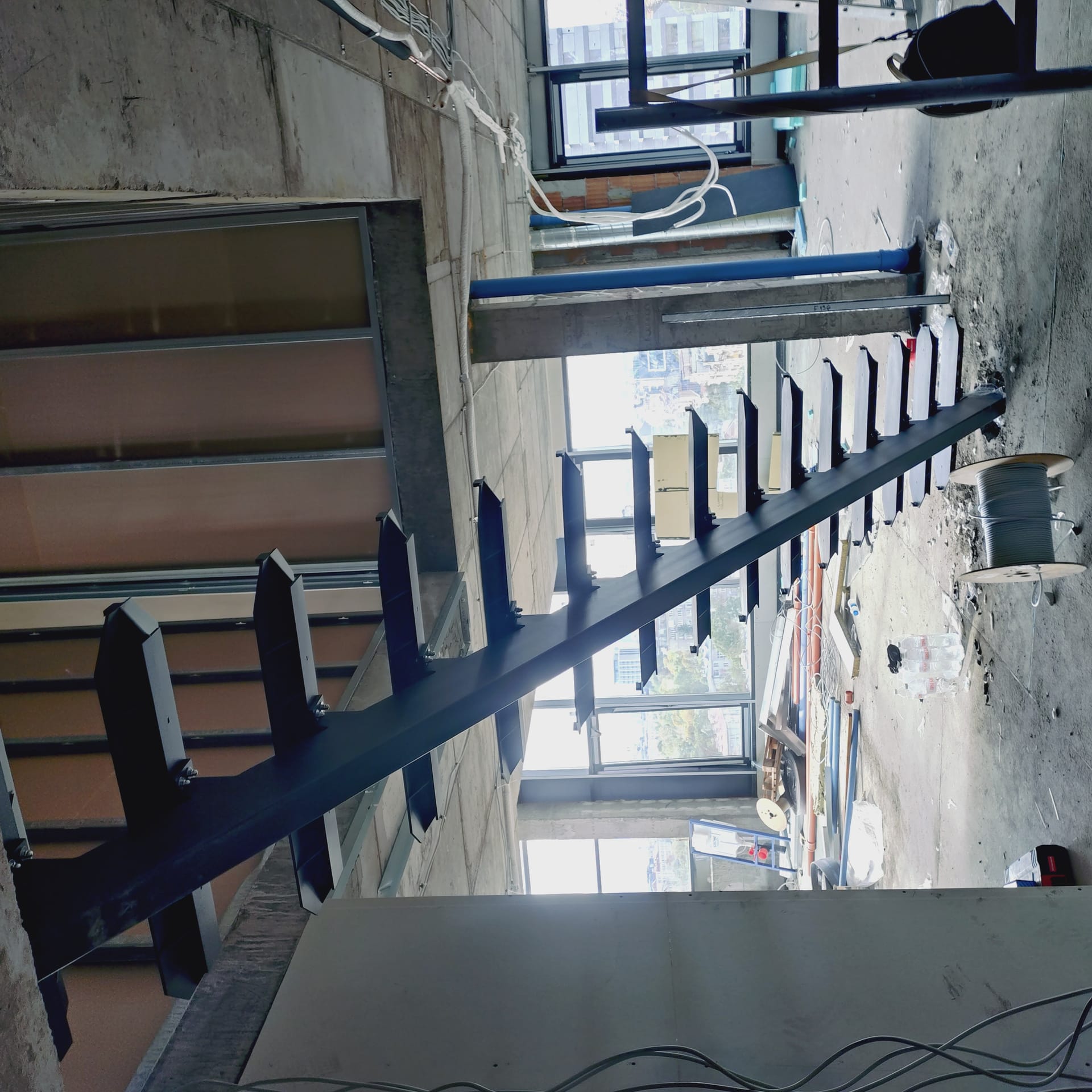 Еднораменни стълбища - 'Театрална Резиденс' - Изображение 9